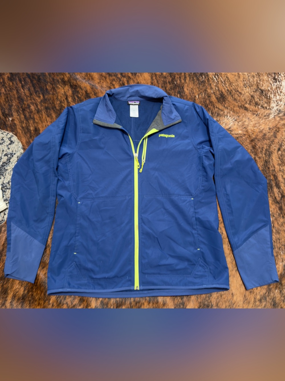 Patagonia Men's All Free Softshell Jacket Size L Chroma Blue Wind Resistance